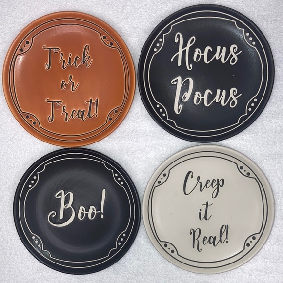 cobwebs and cauldrons Other - Cobwebs and cauldrons Halloween 6” plates